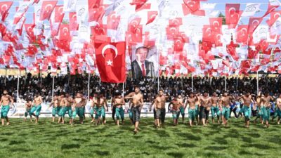 Kahramanmaraş Büyükşehir Belediye Başkanı Fırat Görgel, 
485 sporcunun katılımıyla düzenlenen