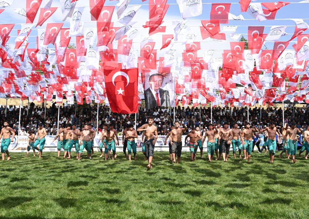 Kahramanmaraş Büyükşehir Belediye Başkanı Fırat Görgel, 
485 sporcunun katılımıyla düzenlenen