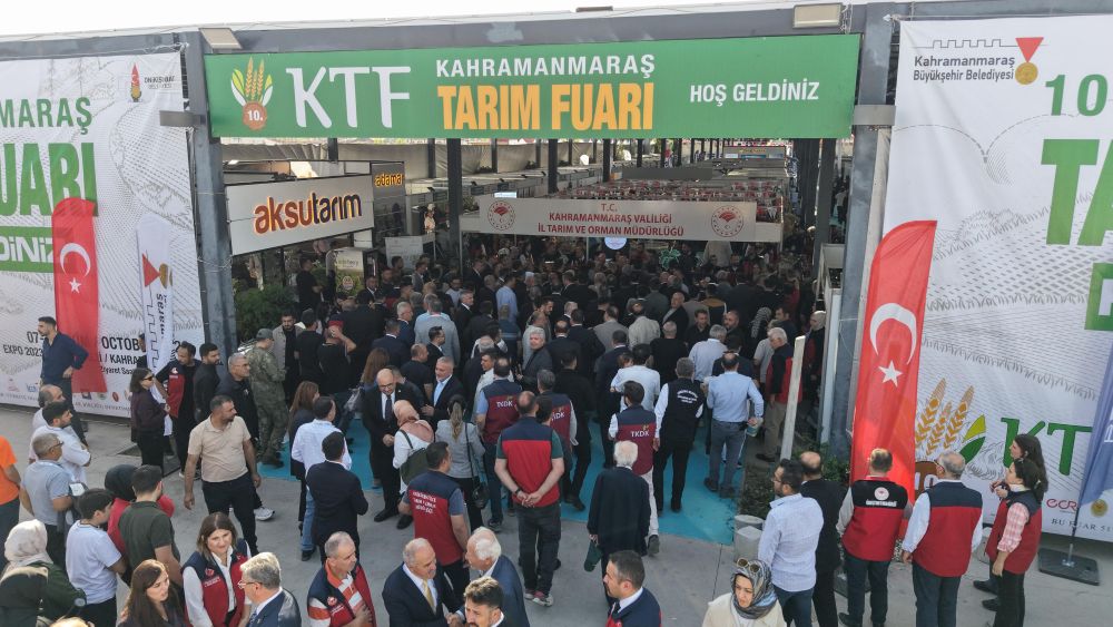 EXPO alanında yaklaşık 200 marka ve firmayı buluşturan fuar, 
Kahramanmaraş’ın