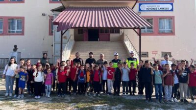 Jandarma ekipleri, okullarda düzenlediği eğitimlerde
 2 bin 113 öğrenciye temel